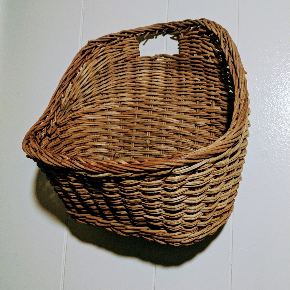 Wall Hanging Basket